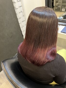 フィアート ヘアドレッシング サロン(Fiato Hairdressing Salon) ピンクグラデーションカラー
