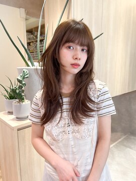 メゾンドイギー(MAISON de IGGY) フェイスレイヤーぱっつん前髪無造作韓国レイヤー姫カット