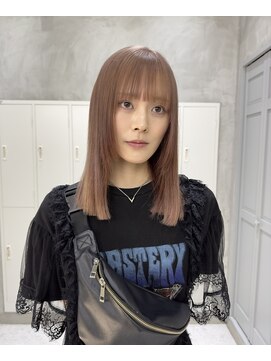 ピノ(pino.) ピンクカラーブリーチカラーピンクグレージュ前髪カット