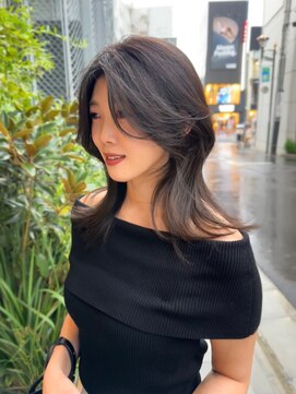 グローブス オモハラ(THE GLOBES OMOHARA) レイヤーカット こなれミディ かきあげ前髪 小顔 透明感黒髪