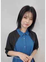 ＊スタイリスト　萬代　沙穂＊　似合わせ＆韓国風コテ巻きパーマはお任せください！