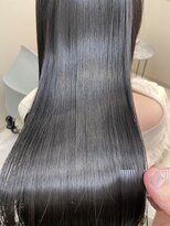 シュヴーブリヤン(cheveux brillants)&nbsp;【美髪縮毛矯正で再現性100%な艶髪】輝く艶感、上質な美髪に