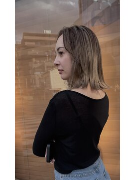 リフル 八王子(RIFULL) ハイライト バレイヤージュ ショート レイヤー 髪質改善