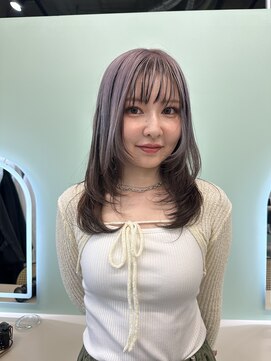 イロウ 山口どうもん店(IROW) レイヤーカット ブリーチカラー ラベンダー 髪質改善 【山口】