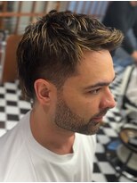 フランクスバーバーザスタンド(Frank’s barber the stand)&nbsp;スパイキーショートブルーブラックフェザーパーマサーフカール