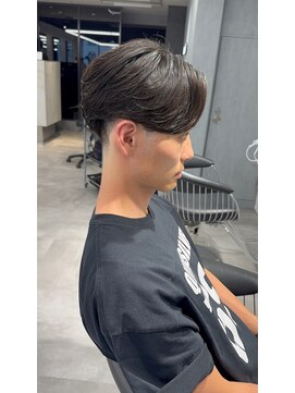 ステラ(STELLA) 毛流れセンターパート