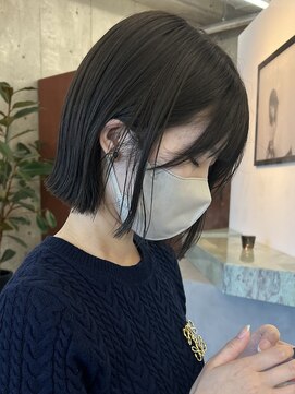 ノード(NODE) 栄黒髪垢抜け切りっぱなしボブ オリーブグレージュ