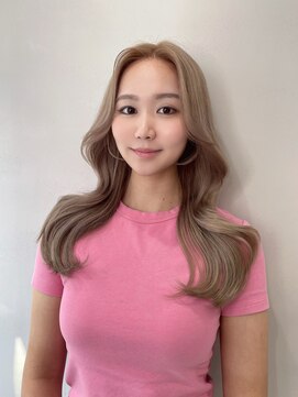 ラピス 渋谷本店(Lapis) ホワイトベージュ/くびれ巻きヘア