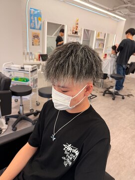 ルースト 心斎橋店(ROOST) ホワイトメッシュツイスト