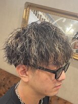 ヘアー クリエイト カルバリ(HAIR CREATE Calbari) 【縦落ちパーマ/ハイライト】