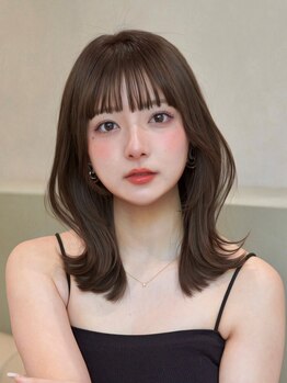 Aura aoyama レイヤーカット/顔周りカット/ハッシュカット【11/10OPEN(予定)】の写真/印象を左右する顔周り！こだわりの似合わせカットで小顔見せ☆ワンカールで垢抜けるレイヤーカット♪