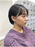短め前髪ミニボブ　ショートボブ　黒髪前下がり20代