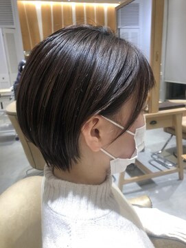 アドラーブル 万代店 (adorable) 丸みショート♪10代20代