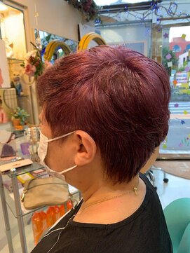 ヘアースタジオエル カラー、カット、ハンドマッサージ