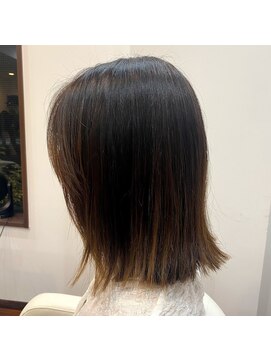 オートクチュール ランコントレ(Haute Couture Rencontrer) 艶髪外ハネミディアム