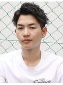 アップバングソフトツーブロック黒髪束感ショート