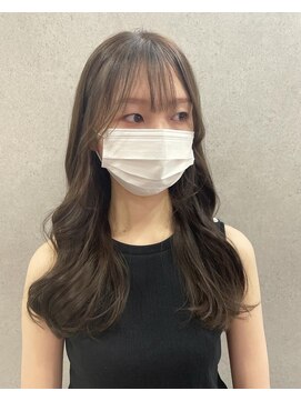 リュンヌ(Lune) 顔周りレイヤー×ロングヘア