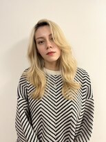 サラ 天神大名店(SARA) 【天神】ホワイトブロンド