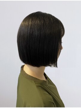 ヘアープロデュース ラピセット 松山(Lapset) 20代30代40代前下がりストレート大人ボブリップライン