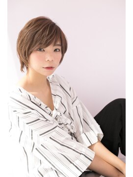 エイチバイシオミエイチ 神戸三宮(H by shiomi H) 【shiomi H】大人可愛いスポンテニアスショートヘア