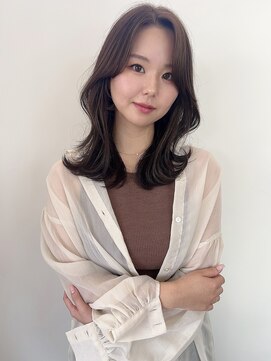 ヴィンスジオ 岐阜駅南(vince gio) レイヤースタイル/ナチュラルブラウン/顔まわりカット