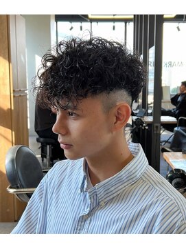 エルマーク(L-MARK) スペインカールスパイラルパーマツイストパーマフェード短髪