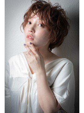 カバーヘア ブリス 戸田公園西口店(COVER HAIR bliss) ステップボーンカットゆるふわくせ毛ショートw戸田公園30代40代