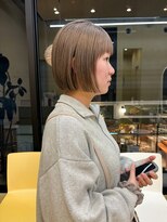 スニュウ(snuw)&nbsp;【snuw_hotaru】ブリーチカラーミルクティカラーボブ