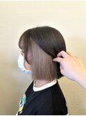 切りっぱなしボブ×インナーカラー
