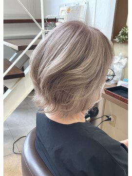 コア フィール ア デイ(COIFFURE A DAY) 【M3Dピコカラー】【見附今町M3D】