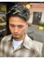 ザナンバースリー 八王子(THE NUMBER THREE)&nbsp;フェード/スキンフェード/メンズカット/メンズパーマ【八王子】