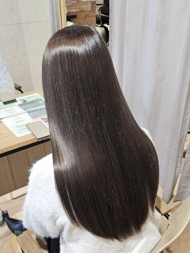 美容室 アクター アッシュブラウンカラー