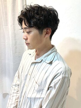 アンニュ(annuy) ニュアンスパーマ ツーブロック センターパートカルマパーマ