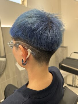 ブルートーンカラー