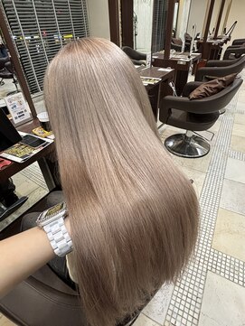 ファブ 千葉店(FaB) ミルクティーベージュ/レイヤーカット