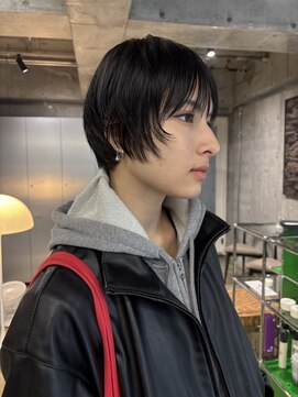 ナヌーク ダイカンヤマ(nanuk daikanyama) ショートショートボブハッシュカットレイヤーショートブラック