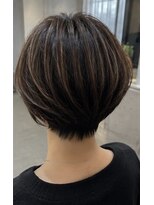 アッシュ 二子玉川店(Ash)&nbsp;丸み若見えショート白髪ぼかし脱白髪染め30代40代50代60代