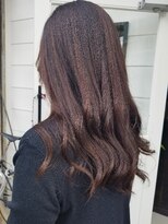 オン(OooN)&nbsp;グレイカラーで明るめロングヘア!