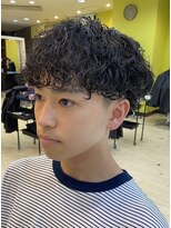 サロン ド ロイ(Salon de Roi)&nbsp;六甲カーリーパーマくるくるパーマスパイラルパーマクルクル三宮