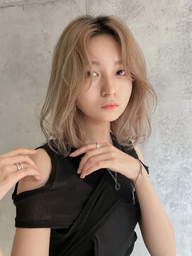 オーレント(AULENT) ベージュカラー/ミディアム/ケアブリーチ