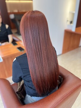 ローラムザリュクス(LOLAM The Luxe) 赤髪ツヤロング