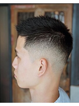 メリー(merry craftsman's factory) Short×Skinfade