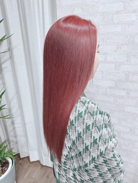 ヘアグレース レフア(hair grace Lehua) 赤髪/ロング/ツヤ髪/ストレート