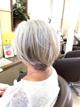 コア フィール ア デイ(COIFFURE A DAY) 【M3Dトリートメント髪質改善】見附今町