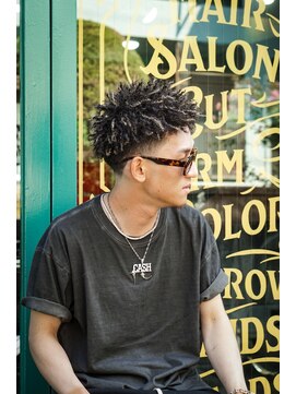 プロショップウェーブ セカンド(PRO SHOP WAVE II) スパイキーアフロ/原宿駅/