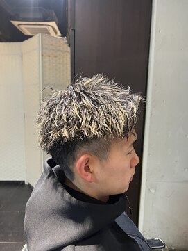 リー 東三国(Lee) メンズメッシュツイストパーマ