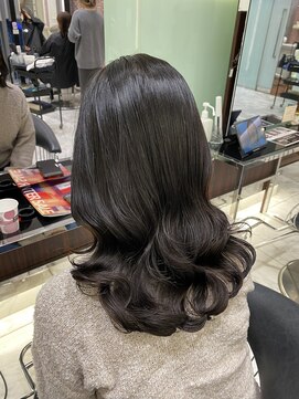 アピッシュ ギンザ(apish ginza) tomo髪質改善/コテ巻きパーマ/デジタルパーマ/前髪パーマ