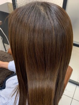 イズムファクトリーヘア(ism factory hair)の写真/ダメージが気になる方必見！超音波トリートメントや髪質改善トリートメントで、滑らかなサラ艶な髪質へ♪