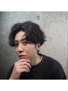 ライズ 綾瀬店(RISE) 重めセンターパート！でもパーマで動きを出すと！？！？