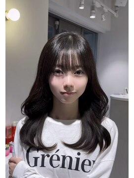 ムーム(Momb) コテ巻きレイヤーカット